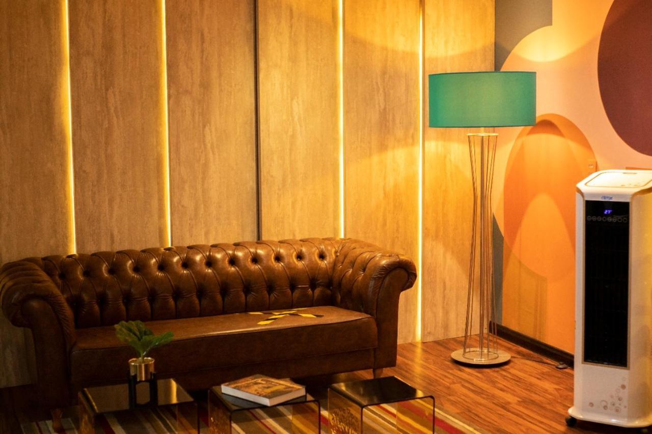 Jockey Class Hotel Терезіна Екстер'єр фото