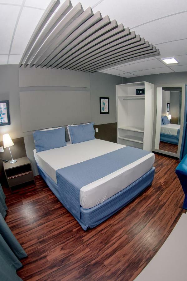 Jockey Class Hotel Терезіна Екстер'єр фото