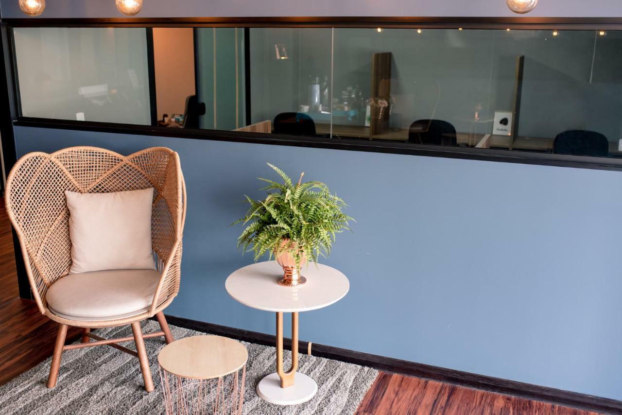 Jockey Class Hotel Терезіна Екстер'єр фото